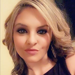 Meet your Posher, Tiffany